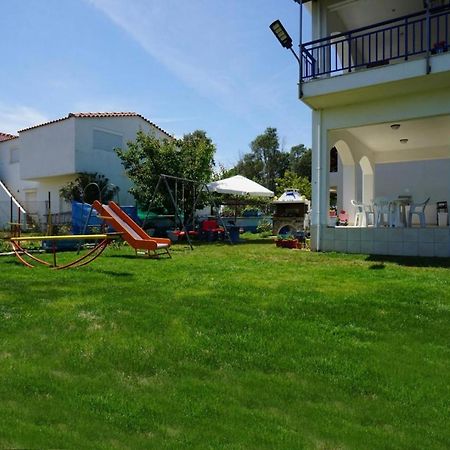 Вілла Dolphins House Paralia Avdhiron Екстер'єр фото