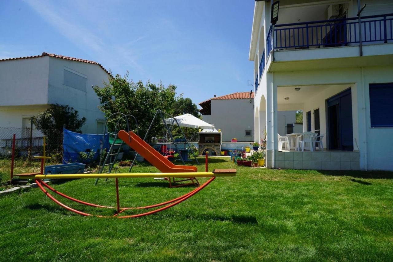 Вілла Dolphins House Paralia Avdhiron Екстер'єр фото
